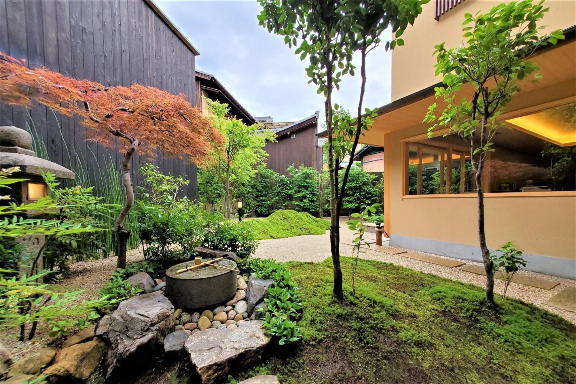 Itsukushimahigashimonzen Kikugawa Hotel Hatsukaichi Exterior foto
