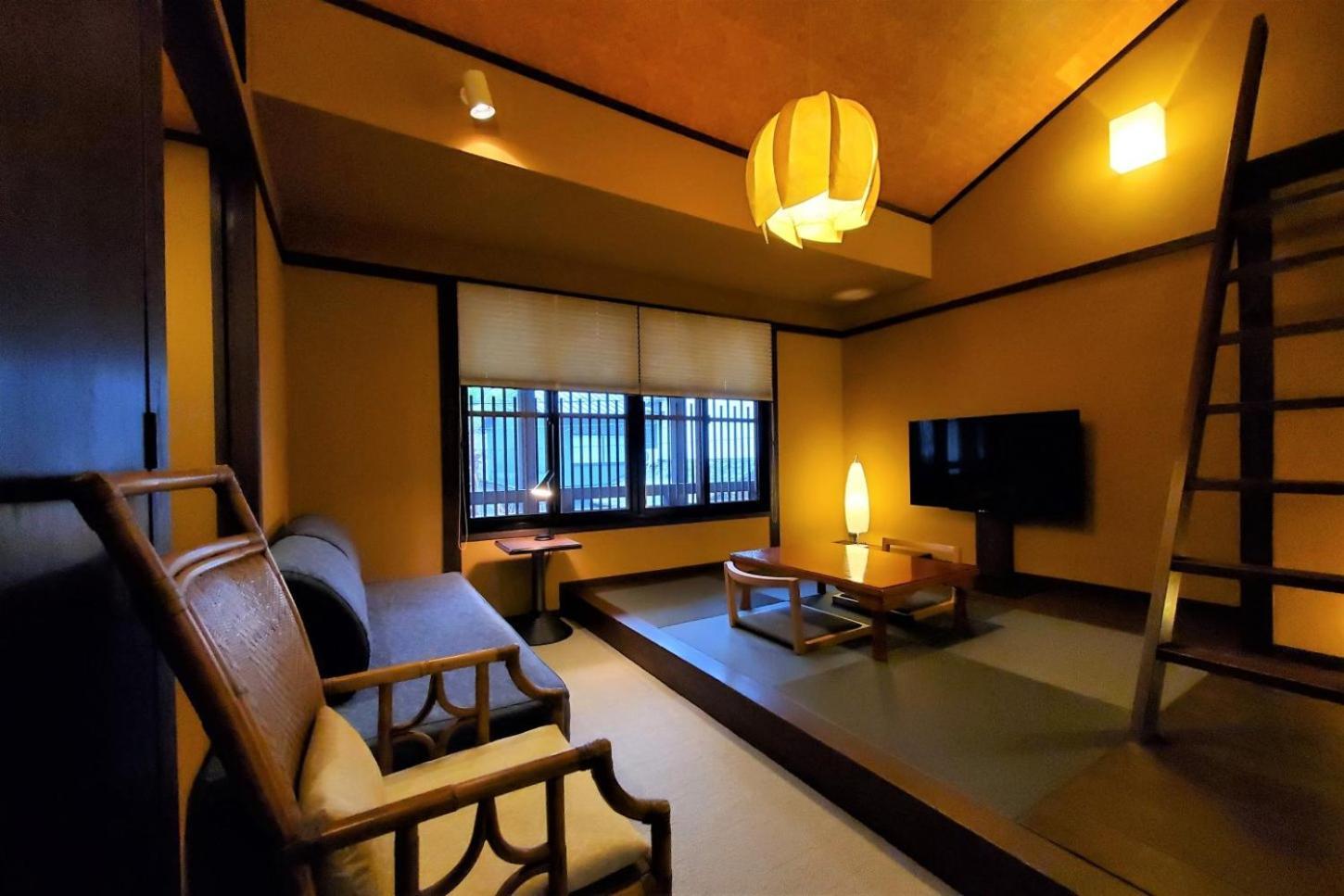 Itsukushimahigashimonzen Kikugawa Hotel Hatsukaichi Exterior foto