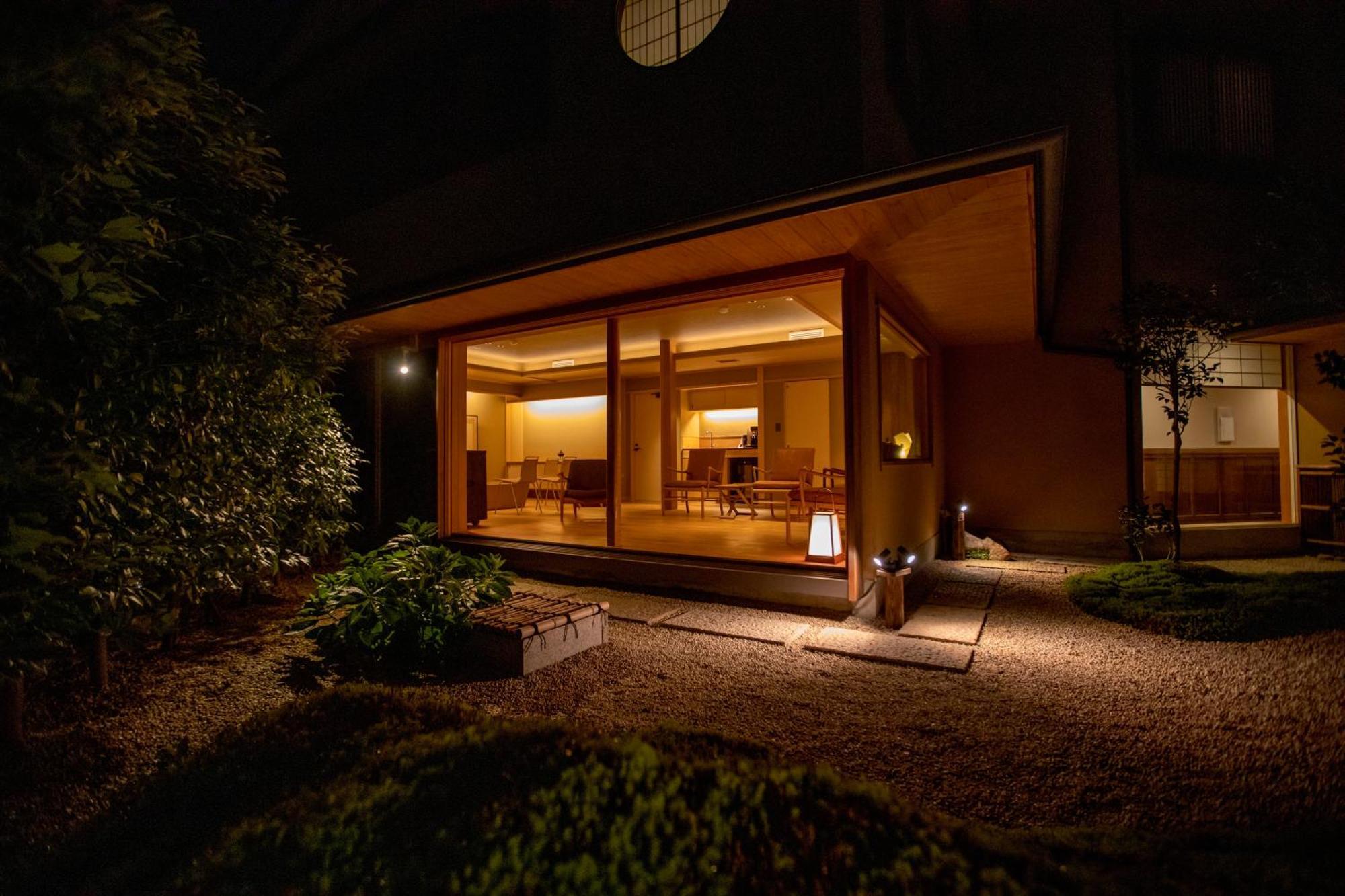 Itsukushimahigashimonzen Kikugawa Hotel Hatsukaichi Exterior foto